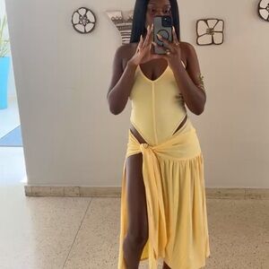 Elegant Yellow 2 piece vacation set